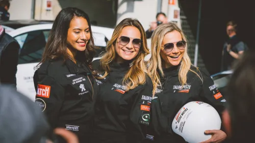 Le Mans : des célébrités féminines au volant de bolides !