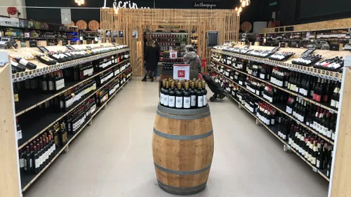 Des vins locaux, bios et aussi de toute la France à Auchan Bordeaux...