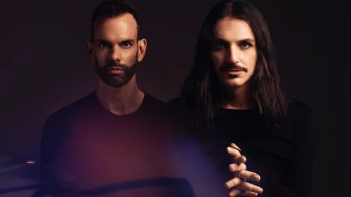 Placebo publiera "This Search For Meaning" avec des bonus inédits