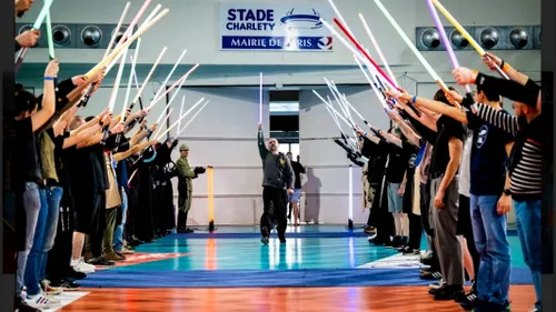 Bientôt 10 ans pour l’académie de combat au sabre laser : notre...