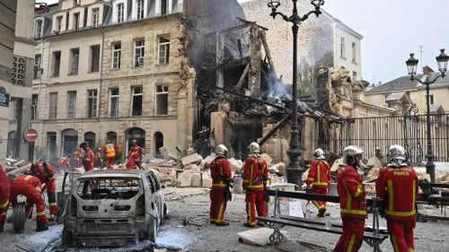 Explosion dans le Ve à Paris : une personne retrouvée sous les...
