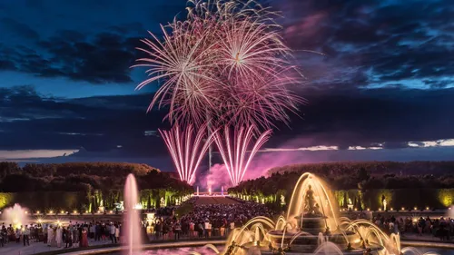 Le Château de Versailles organise ses Grandes Eaux Nocturnes......