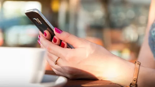 Minute conso : 1 Français sur 5 opte pour les smartphones...