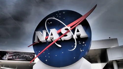 Faute de tournevis adéquat, la NASA peine à ouvrir la boîte qui...