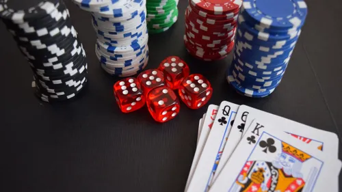 Pourquoi jouer sur un casino en ligne plutôt qu’un casino physique ?