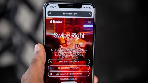 Tinder : plus t’es vieux, plus tu paies ?