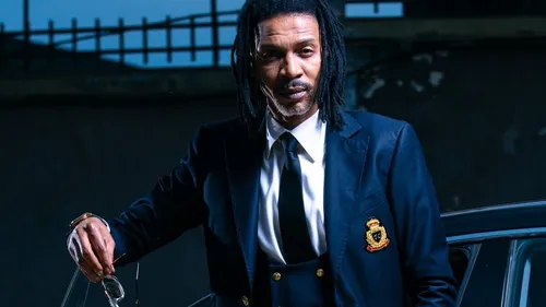 Réactions à Douala après la nomination de Rigobert Song à la tête...