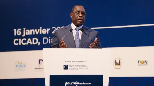Sénégal: Macky Sall annonce le report de la présidentielle