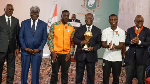 Côte d'Ivoire : Les champions reçus et récompensés par le président...