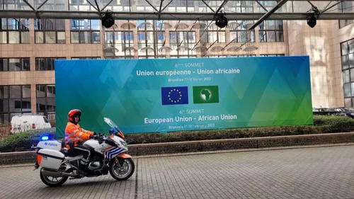 Sommet UE/UA: L'Europe et l'Afrique veulent construire un...