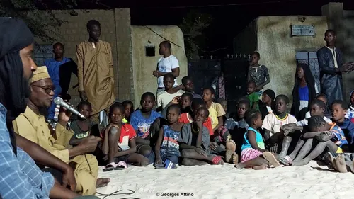 Mali : Transmettre les contes aux plus jeunes pour les sauver 