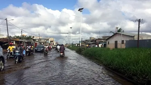 Climat : "L'Afrique subit le changement climatique "de manière...