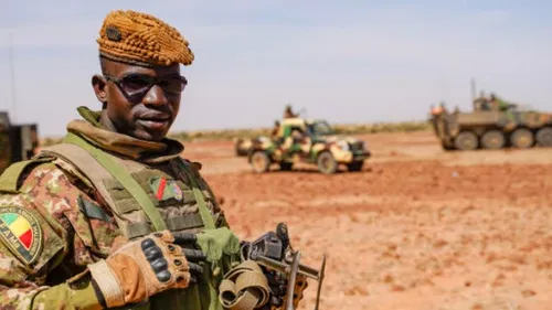 Mali : « Les groupes radicaux peinent à remporter des victoires sur...