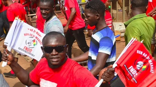 Guinée: trois leaders du FNDC et de l'UFR  arrêtés ont été inculpés...