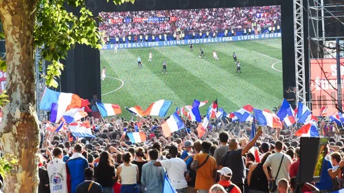 Saint-Etienne : un écran géant au Zenith... si les Bleus sont en...