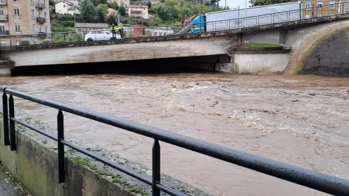 Jour d'après : le secours pop' lance un appel aux dons,...