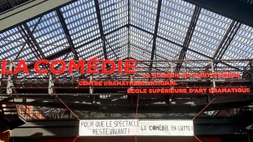 La Comédie de Saint-Etienne se mobilise pour dénoncer des coupes...