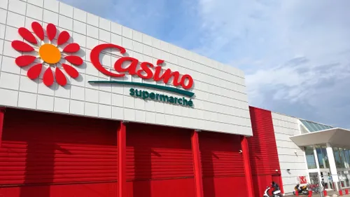 Casino : 288 magasins cédés pour près de 1,35 milliard d'euros