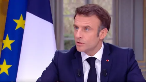 "S'il faut endosser l'impopularité, je l'endosserai" - E. Macron...