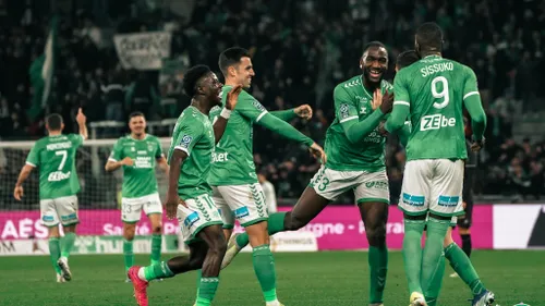 Ligue 2 : large victoire des Verts face à Troyes 