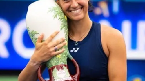 Tennis : Caroline Garcia se qualifie pour sa première demi-finale...