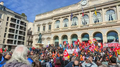 Une manifestation "contre Macron et Barnier" annoncée le 21 septembre