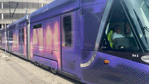 Saint-Étienne : 2 nouvelles rames de tramway inaugurées pour la...