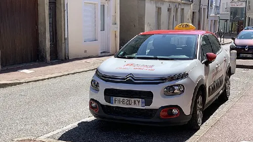 Insolite : cette auto-école girondine recherche son égérie pour...