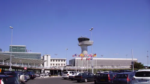 L'aéroport de Bordeaux-Mérignac est l'un des plus romantiques de...