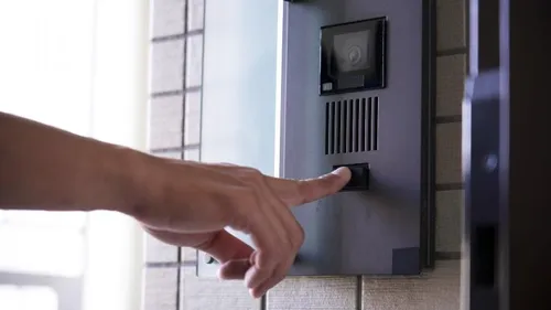 Une arnaque de démarchage à domicile est en cours à Reims