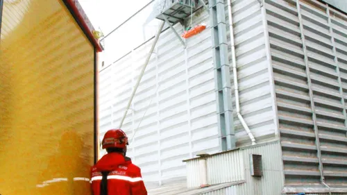 Un ouvrier chute de 7 mètres dans un silo.