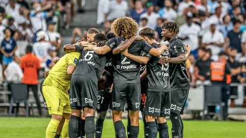Le Stade de Reims s'incline lourdement à Marseille