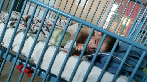 Un père sauve son bébé en arrêt respiratoire