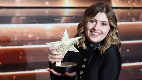 Star academy : le clip officiel "Ma faute" de Marine, est disponible !