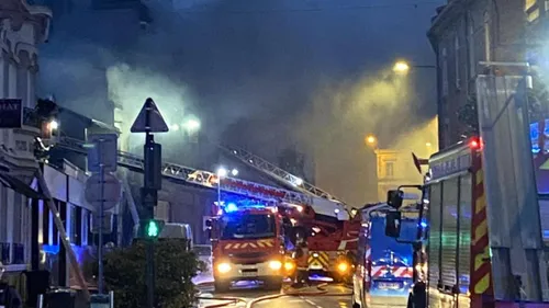 Très gros incendie dans le centre de Reims