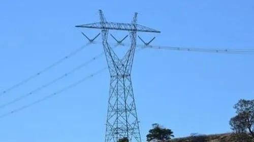 La chute d'un pylône  prive d'électricité 54 foyers à Charleville...