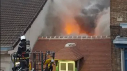 Violent incendie en cours en plein centre de Troyes  