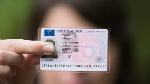 Passer le permis de conduire à 17 ans c'est désormais possible.
