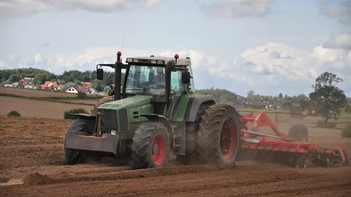 Agriculteurs : la Coordination Rurale entre en scène à Bordeaux et...