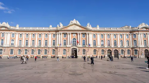 La Place du Capitole préselectionnée pour devenir le Monument...