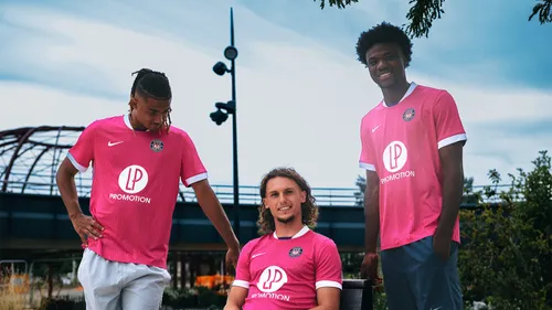 Gagnez le nouveau maillot extérieur du TFC 2025-2026