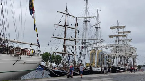 Dunkerque : des centaines de milliers de visiteurs émerveillés aux...