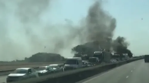 A25 : un véhicule en feu entre Lille et Dunkerque