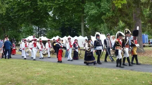Encore une belle journée de carnaval à Cassel, ce lundi, avec le...