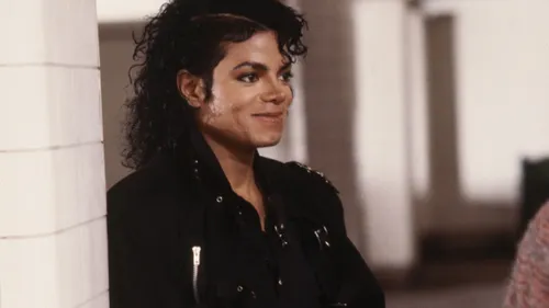 Michael Jackson - Sony Music rachète la moitié du catalogue du King...