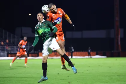 Stade lavallois. Kouassi remet ça, le milieu moins inspiré... Les...