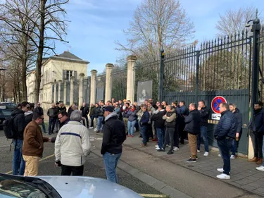 Angers. Bouchons, ralentissements, les artisans taxi manifestent