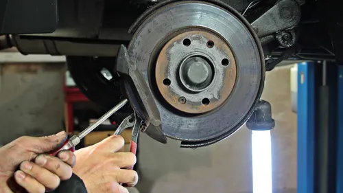 Citroën Gemy recherche un Mécanicien et un Carrossier Peintre