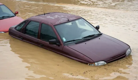 Sa voiture emportée par la rivière : une femme miraculée à Rivesaltes