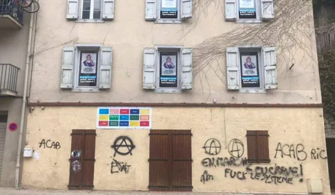 Le local LREM de Foix vandalisé